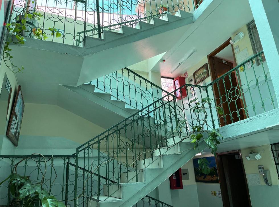 Hostal Benalcazar Quito Exterior foto